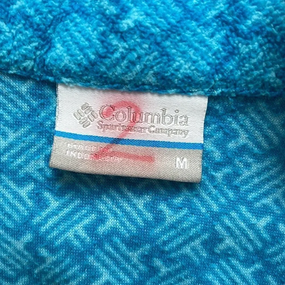 Columbia 1/2 zip fleece pullover sweatshirt.  Size Medium.